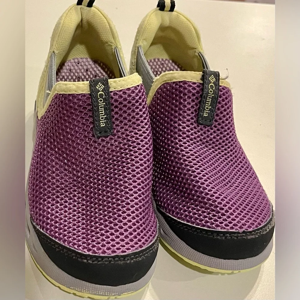 Columbia Girls size 11 slip on mesh purple grey Omni-grip swim shoe